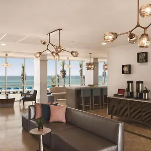 Radisson Beachfront - Panama Hotel